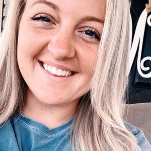 Meet your Posher, Breanna